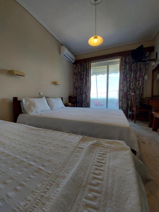 Batis Hotel Livanátai 外观 照片