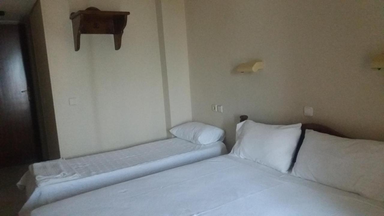 Batis Hotel Livanátai 外观 照片