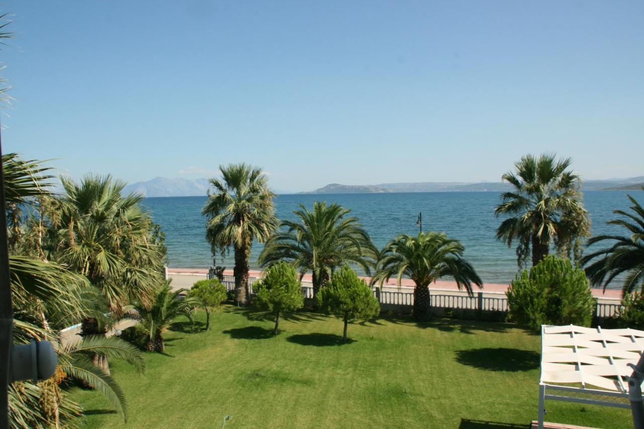 Batis Hotel Livanátai 外观 照片